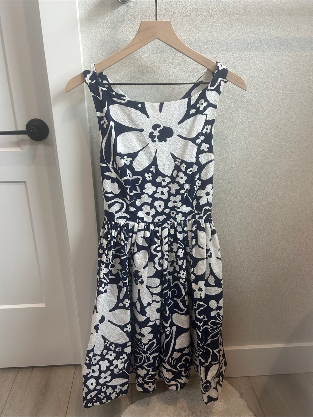 kate spade Navy and White Floral Midi Dress WORN ONCE